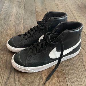 Nike blazer